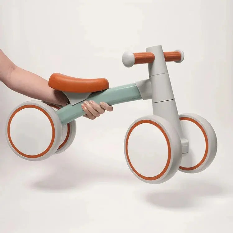 KinderBike - Egyensúlyt fejlesztő tréner bicikli