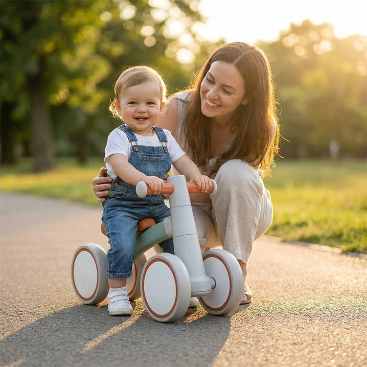 KinderBike - Egyensúlyt fejlesztő tréner bicikli
