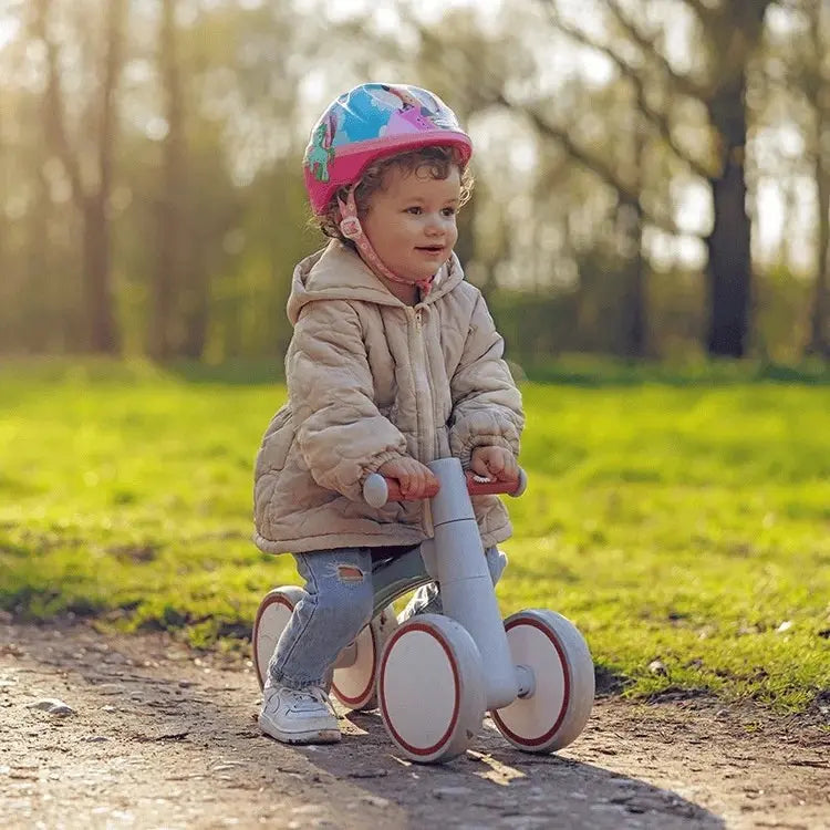 KinderBike - Egyensúlyt fejlesztő tréner bicikli